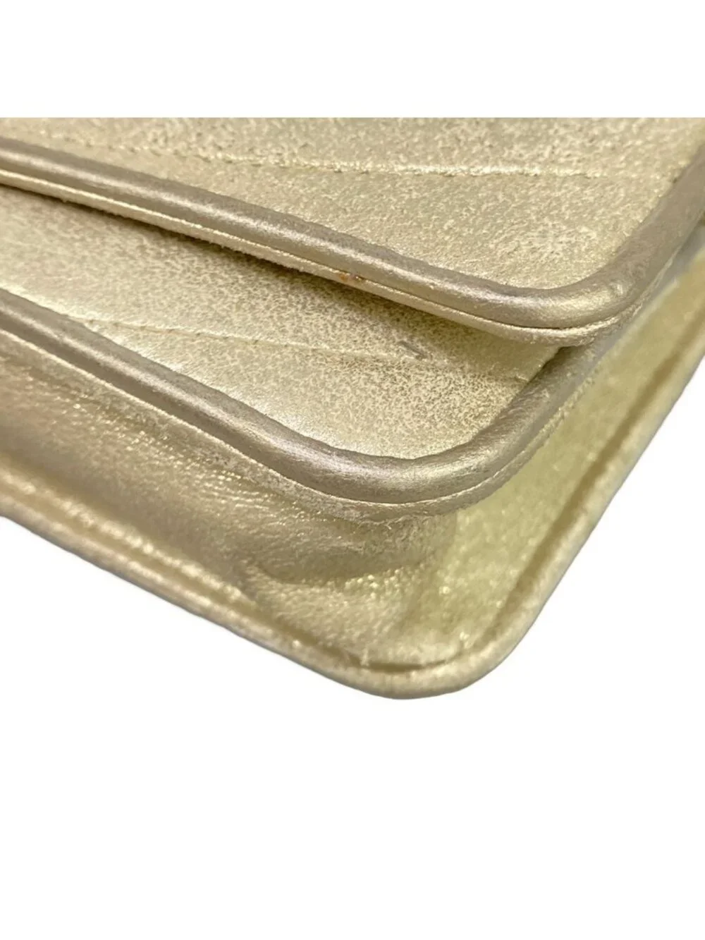 Chanel Wallet Gold Chain Wave Stitch Shoulder